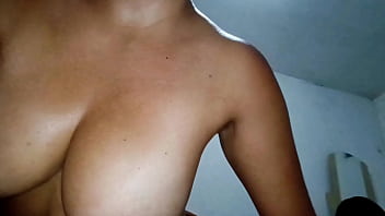 Preview 3 of Wwwxxxsexyvideo - A Vaqueira Brasileira com Grandes Seios Naturais que saltam e Hipnotizam &ndash_ Um Encontro POV - Amador - Morena - Cowgirl