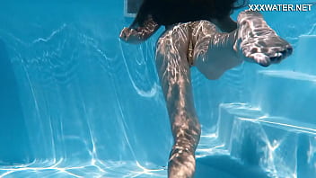 Preview 2 of Mulla Res - Sensational Hungarian Babe in Poolside Swim Session