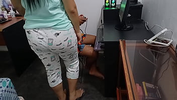 Preview 1 of Rayal Wife - Increible juego: jugamos a las cogidas y yo mantengo el secreto para poder seguir follandola todos los dias