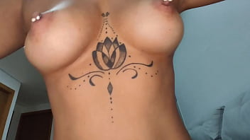 Preview 1 of Melena Yoga - Gozou r&aacute_pido: O namorado tentou mais n&atilde_o aguentou a sentada nervosa da novinha