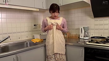 Preview 2 of Lubed Xxx Oil - 欲求不満の人妻の一人エッチ