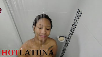 Preview 3 of Xxxa Video Sd 2018 - me folle a mi vecino en la ducha - medellin colombia lauren latina