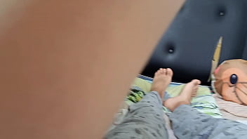 Preview 2 of Pirika Chopra Xxx Video - MI Hermanastra me hace unManicure y le riego mi Esmalte blanco en su Vagina,  la coloco en cuatro rompiendole ese co&ntilde_o. C