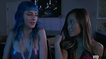 Preview 1 of Romentic Mms - Family Pies S17-E2 Jewelz Blu,  Vina Sky Her New Years Eve With Step Family