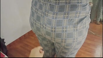 Preview 1 of Tits Milking Girl - Me gusta montarme encima de su verga,  que rico me lo mete poni&eacute_ndome en cuatro &iexcl_Ay mi colita! - Parte 2