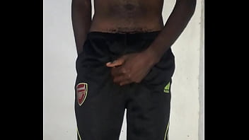 Preview 1 of Kil Xxx Video - Kenyan big dick wank on camera