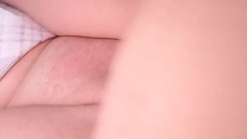 Preview 4 of German Creampie Gangbang Ao - FODENDO A NOVINHA DA BUCETA ROSINHA SEM CAMISINHA
