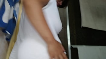 Preview 1 of Ani People Bus - Gozando na pica enorme.e do marido