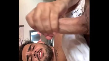 Preview 1 of Squirting N Tied - Gosta de ouvir putaria?