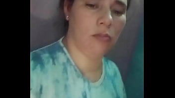 Preview 1 of Casting Sexy Bunny Hard Fucked - Una selfie atrevida debajo de la remera