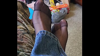 Preview 1 of Anal Raylene - Pantyhose feet