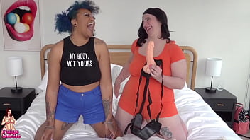 Preview 2 of Watch Nicki Minaj Porn Videos - Straps and Laughs-LittleBleuJ