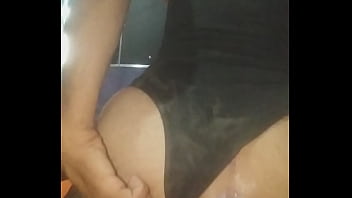 Preview 4 of Russian First Time Defloration - Putinha brincando com o rabo s&oacute_ de bary