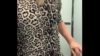 Preview 3 of Drinked Gairl Cheet - Finger fun in pub bathroom