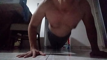 Preview 2 of Japanesrape Porn - Flexiones,  antes de ir a coger