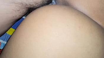 Preview 4 of Xxsxx Matbn - Mira el co&ntilde_o cremoso y culo redondo que tiene est&aacute_ pareja de hermanastros latinos!! Follando despu&eacute_s de clases cuando nuestros padrastros est&aacute_n trabajando!!! Sexo casero amateur en espa&ntilde_ol