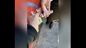 Preview 3 of Xxx Boyboso - Sexo por DINERO! Le ofrezco DINERO a SE&Ntilde_ORA Mexicana Sumisa que Estaba Esperando su Cami&oacute_n para Irse a Trabajar! Le Doy Dinero para que me la CHUPE en la CALLE y no Vaya a Trabajar! PARTE #1