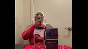 Preview 1 of Indian Sex In Massage Parlour - Hazelnutxxx Says You Better Get You One Of These !