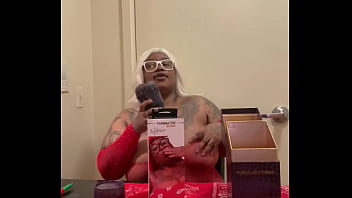 Preview 4 of Indian Sex In Massage Parlour - Hazelnutxxx Says You Better Get You One Of These !