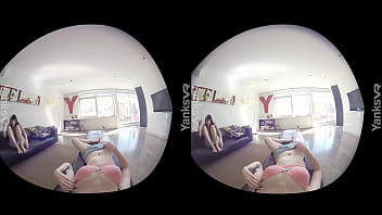 Preview 1 of Momson Xvideo18sex - Yanks Les Cuties Marina &amp_ Charlotte Playing In 3D