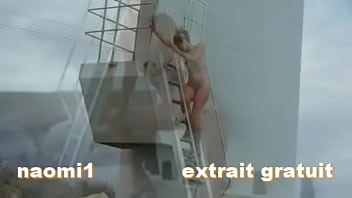 Preview 2 of Old Lezbiyen Grup - outdoor sex Naomi1