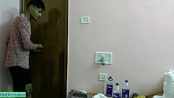 Preview 1 of Shauth Xxx Com - Indian Hot Madam Diya fucking with Hotel Cleaner Boy!! Hindi Hot Sex