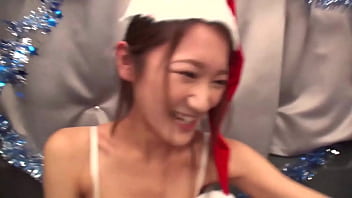 Preview 1 of Baise Animale - クリスマスに一人ぼっちな彼なし女子ナンパ！ ゆりさん(23) OL。むむっ！！彼氏&rarr_0セフレ&rarr_いっぱい！？なセックス中毒姉さん現る！！！
