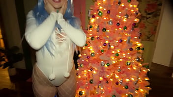 Preview 2 of Bbw Ffm Sex - Your Sextmas Kitten sucks and fucks you POV under the tree