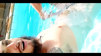 Preview 1 of Xxn Videos Rapenew Full 15 Year - Fudendo na piscina