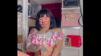 Preview 1 of Www Cnm - ANDO PERRA Y CALIENTE