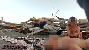Preview 3 of Artis Malaysia Hisap Pepek - Public flashing in nude beach sucking and Cumshot of Big Cock in Front of Everyone - MissCreamy