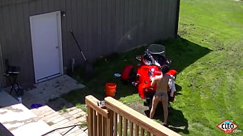Preview 2 of Village Mms Bihar - Naked Webcam Babe Its Cleo Fucks Her Tight Asshole In The Backyard!