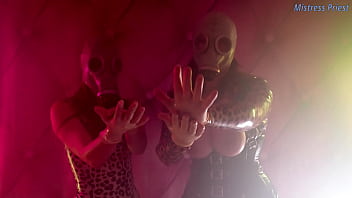 Preview 4 of Sabnam Sex Film - Latex and gasmask asmr lesbian fun