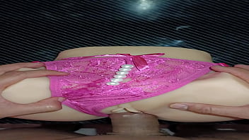 Preview 1 of Busty Mature Jumbo Sadis - TRAILER: CANDY EN TANGA ROSA CON PERLAS! DISFRUTA DE PURO SEXO ANAL.