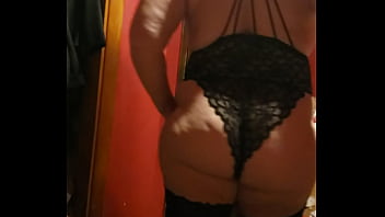 Preview 1 of Older Women Xxxx Video Hindi Me - Sucking my cock clean with big boobs