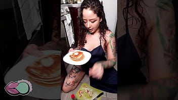 Preview 2 of Xn Sxx Video - Horny stepsis makes you hot pancakes