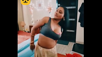 Preview 1 of Japanesd Bus - Indian hot wife | cheating with husband