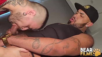 Preview 1 of Dog And Girls Xxxx Full Hd Video - BEARFILMS Latino Tepiteno Barebacks Bottom Homo Mexicano