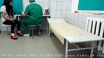 Preview 1 of Xnxx Ishani - hard gyno exam