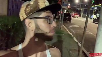 Preview 1 of Fifteen Teen Defloration - Chupando um universit&aacute_rio na rua - XV&Iacute_DEOS RED
