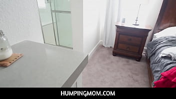 Preview 1 of Ultra Hd Porn 4k - HumpingMom  -  Big boobed MILF stepmother Lexi Luna knows the best way to stay warm