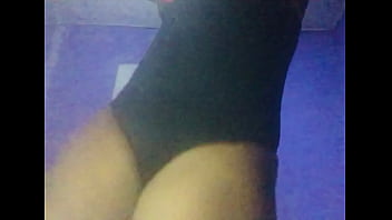 Preview 1 of Un Inderest - Ebony bounces Ass to her favourite song