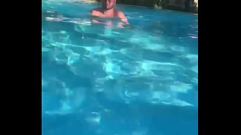 Preview 2 of Mom Mature Mom - V&iacute_deo de verifica&ccedil_&atilde_o