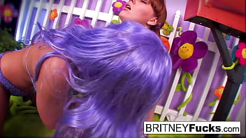Preview 2 of Www Hot Maza Compakistan - Purple Hair Pussy eater Britney Amber tastes Marie&#039_s red haired snatch