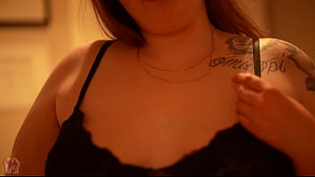Preview 4 of Colokin Memek - Mia Dior Gets Stood Up On A Date Only To Meet A Funny Awkward Stranger With A Really Big Dick