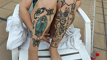 Preview 1 of Hd X Movi - Convenc&iacute_ a una chica cachonda en la piscina del condominio de ir a mi apartamento a &quot_tomar caf&eacute_&quot_ pero en realidad quer&iacute_a follarla y ella lo sab&iacute_a (Subtitulado al ingl&eacute_s)