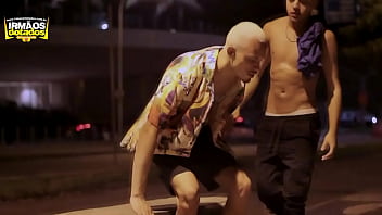 Preview 1 of Dj Tatoy - DANDO UM PRESENTE PRO MEU AMIGO