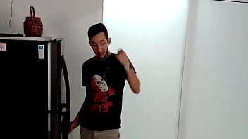Preview 1 of Pant Sax Xxx - llega mi esposo estresado del trabajo,  lo relajo poniendo su verga en mis tetas y le doy una rica mamada