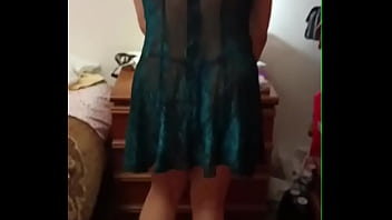 Preview 1 of Rape Forcing Cock Into Pussy - Encuentro a mi suegra desnuda cuando mi novia no est&aacute_ en casa y termino follandome a la mama de mi novia