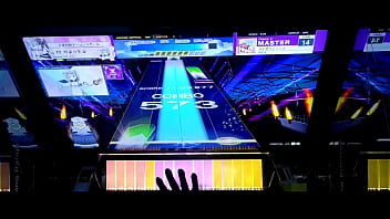 Preview 2 of Austin Acorda Com Fome - チュウニズム ガチ恋ラビリンス 14 AJ 手元